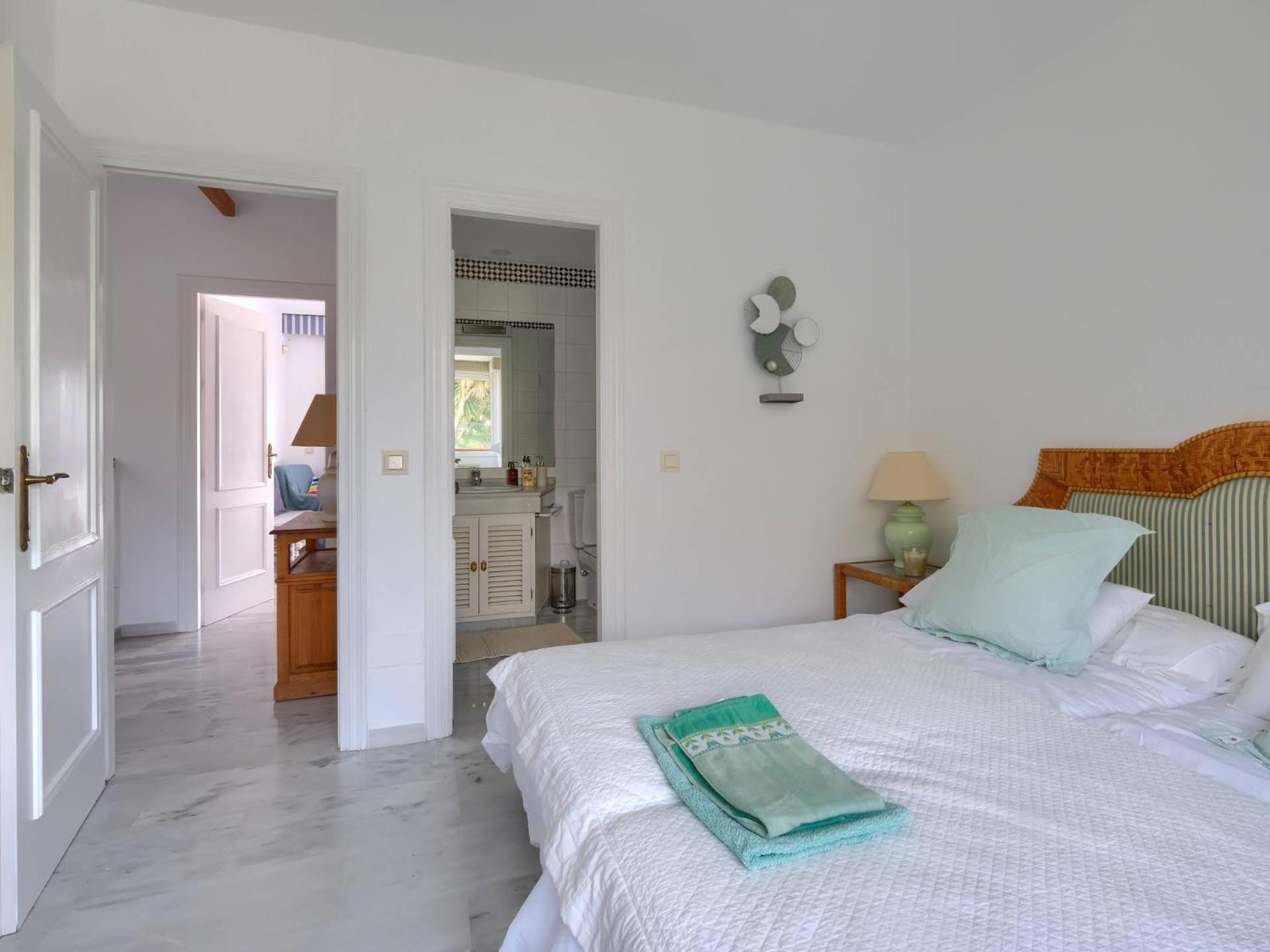 Casa vacanze Spanish Charm House On The Miraflores Golf Course *
